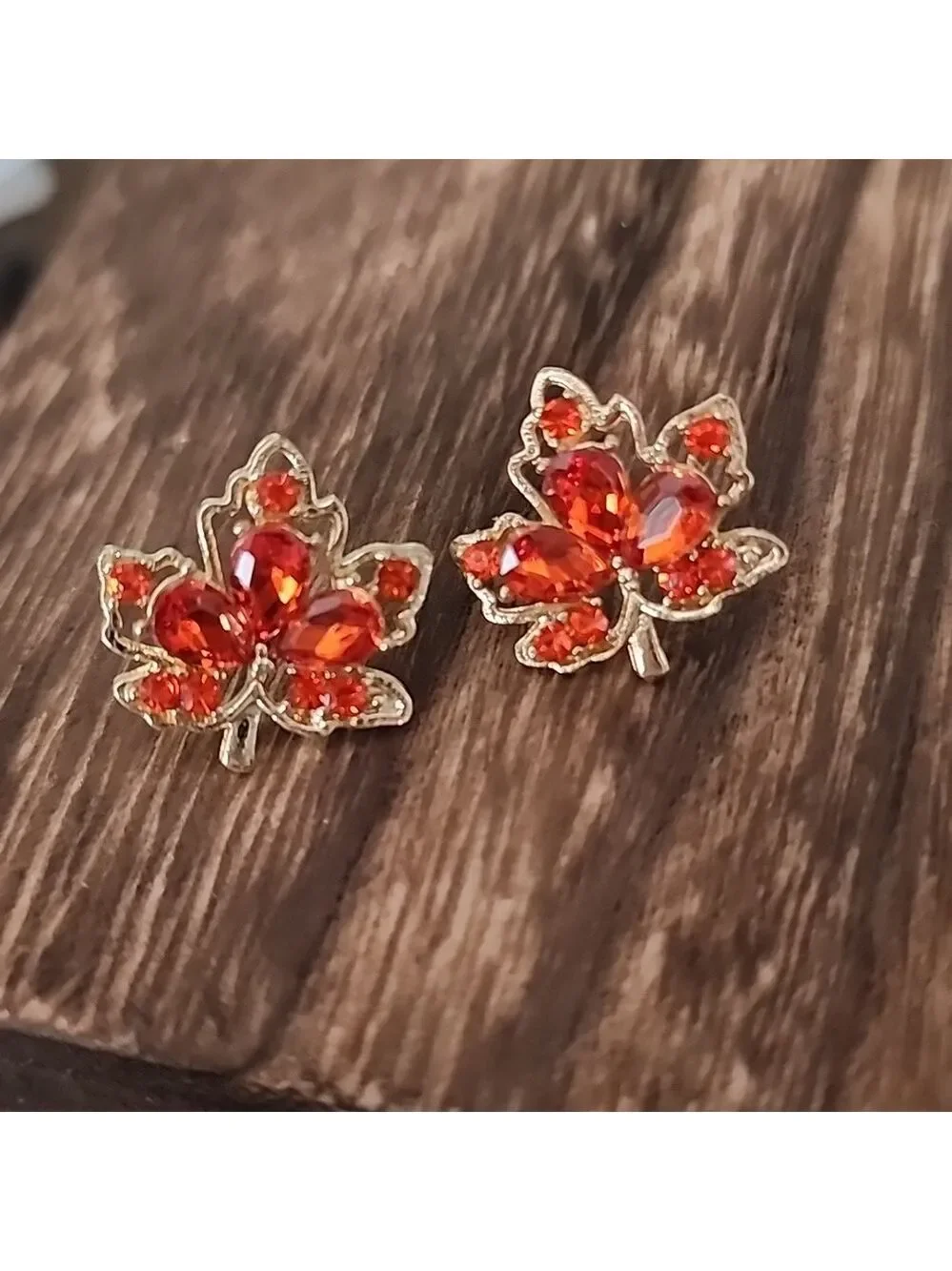 Gold Leaf Maple Leaf Earrings